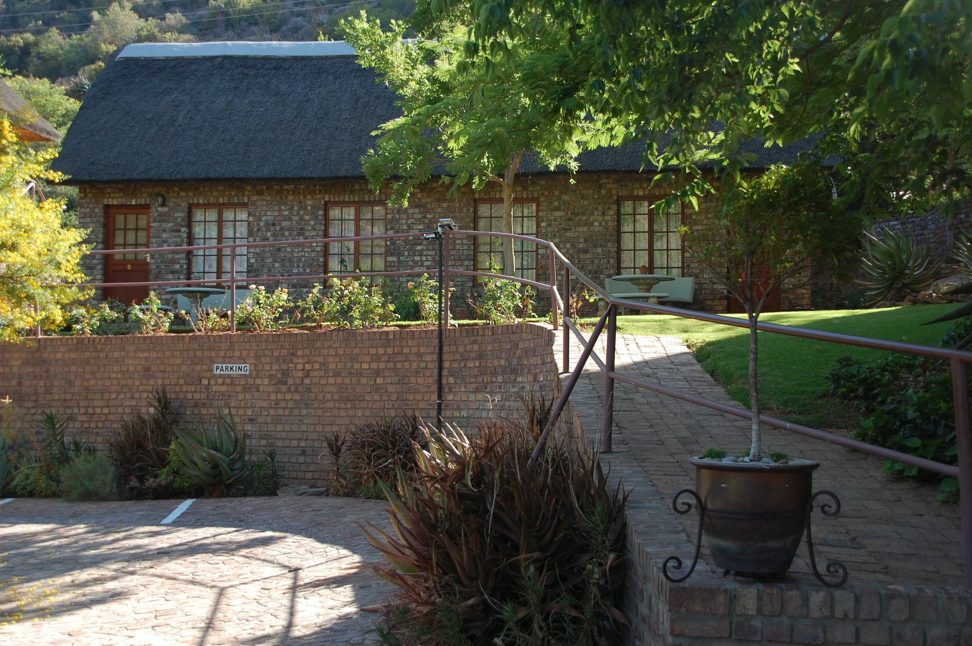 De Poort Country Lodge Оудсхорн Экстерьер фото