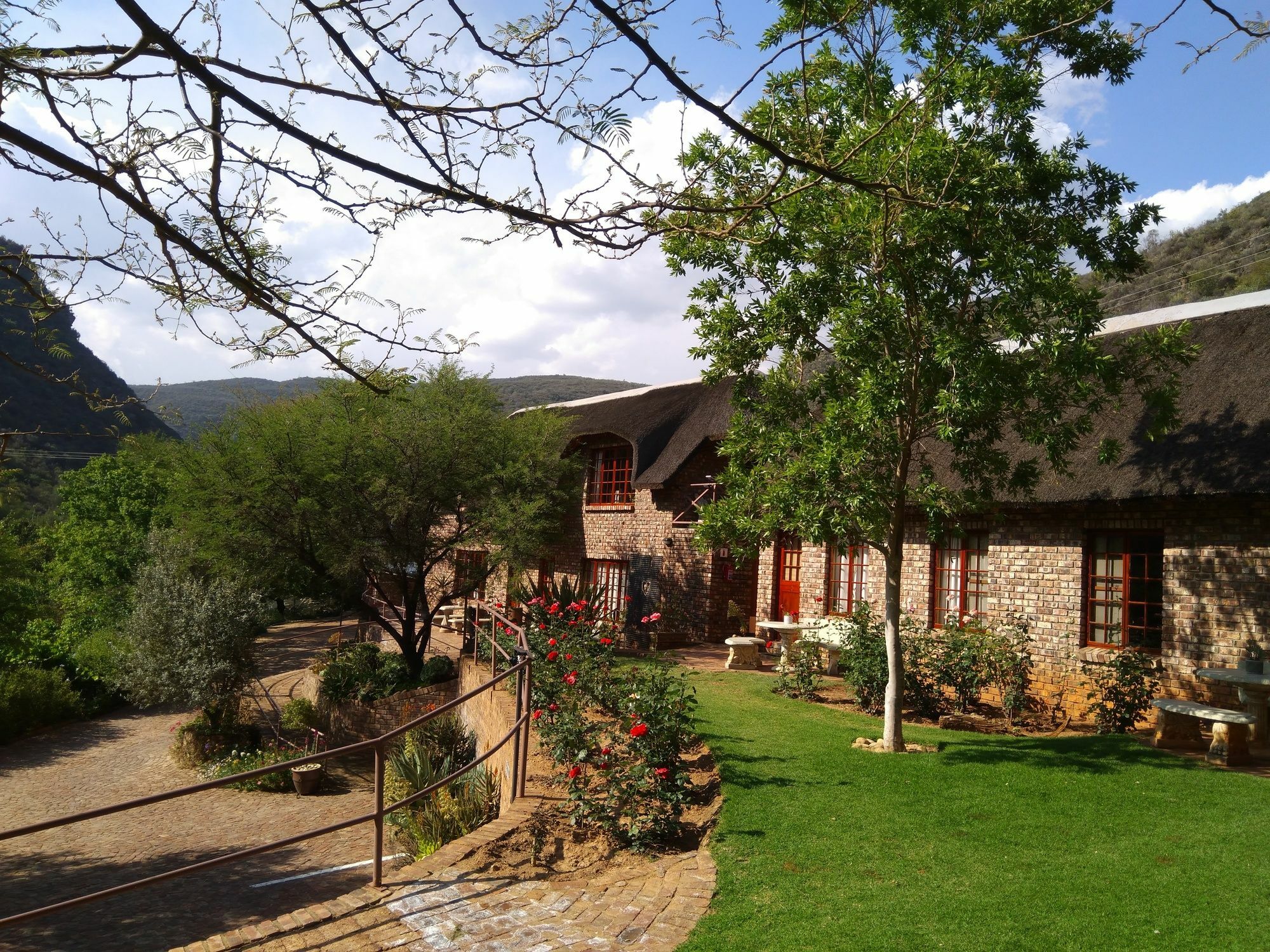 De Poort Country Lodge Оудсхорн Экстерьер фото